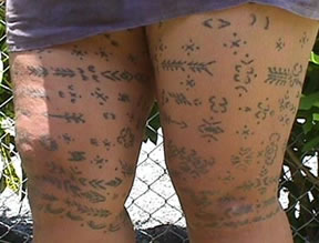 le tattoo samoan chez les femmes