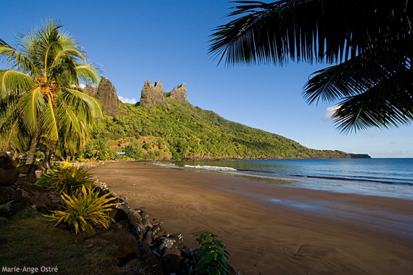 superbe plage de nuku hiva