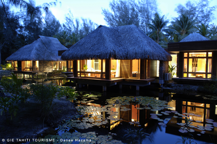 hotel international de manihi