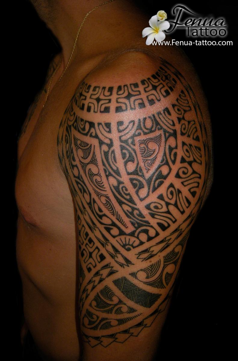 Tatouage polynesien homme tattoo tribal et signification