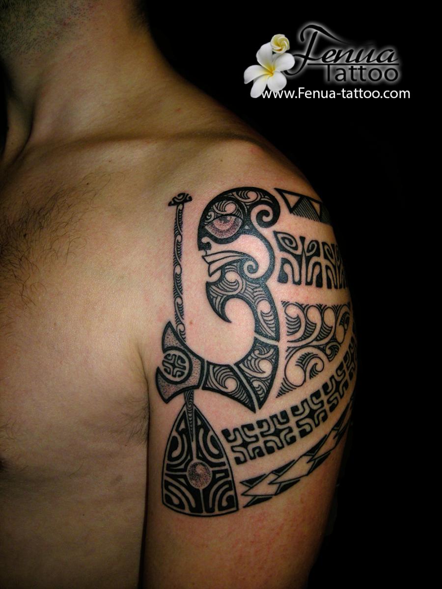 tatouage polynesien homme